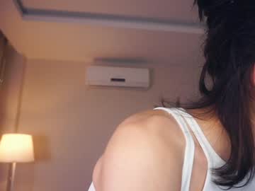 girl
        ashleycolden cam image #5272465