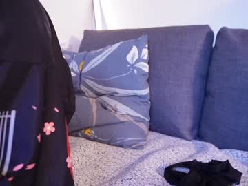girl
        _meg cam image #6777840