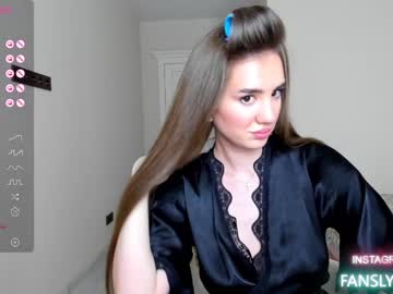 girl
        im_jasmine cam image #3857610