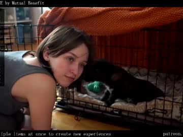 girl
        ms_dira cam image #6508581