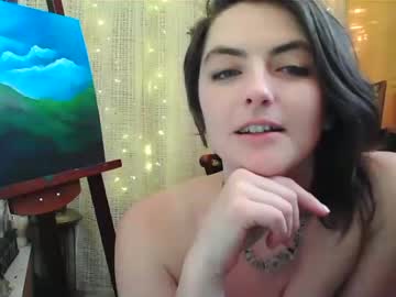girl
        theravensnow cam image #1413069