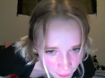 girl
        sweetgracee cam image #4978287