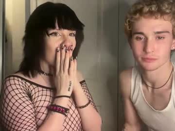 couple
        rawd3sire cam image #6133925