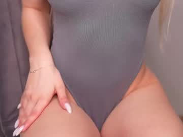 girl
        appr0ved cam image #6886130