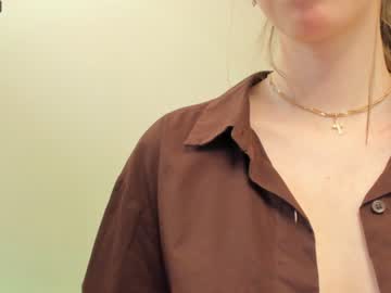 girl
        gracekrueger cam image #2809282