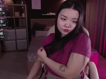 girl
        suzy_baee cam image #5249976