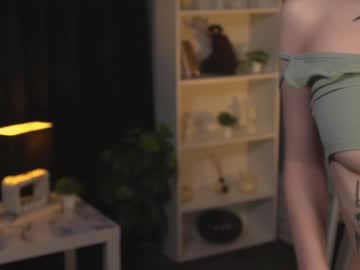 girl
        ella_knockers_xl cam image #323726