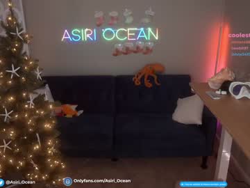 girl
        asiri_ocean cam image #3104985