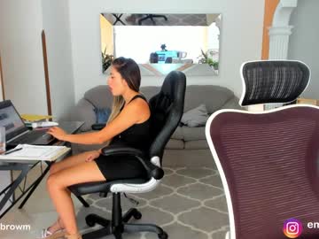 couple
        emillybrowm cam image #2099657