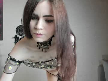 girl
        euphoria_life cam image #4802512