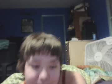 girl
        ftarh18 cam image #4532478