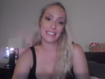 girl
        dtfcouple_4u cam image #5774111