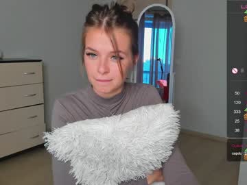 girl
        selfish_ashley cam image #2307970