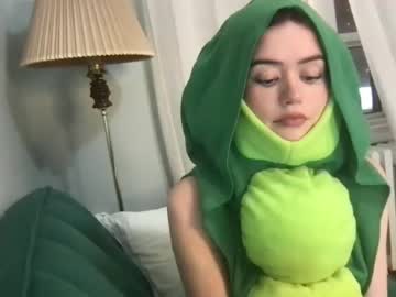 girl
        littlesugarpea cam image #3933866