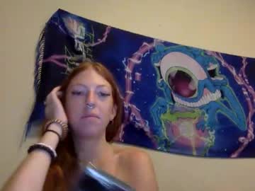 girl
        slimthiccredhead cam image #5074713