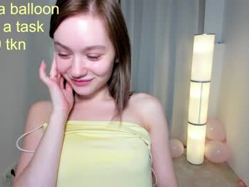 girl
        bless_sheila cam image #153353