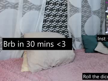 couple
        vivianperri cam image #407015