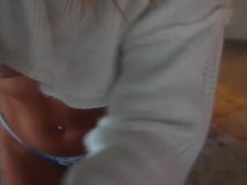 girl
        alex499990 cam image #5966613