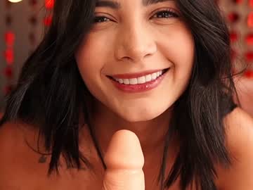 girl
        letiziafulkers1 cam image #886534
