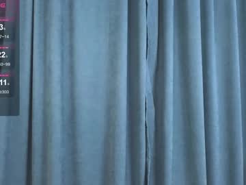girl
        moonivy cam image #6373504