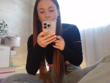 girl
        meryfoxxx cam image #2357861
