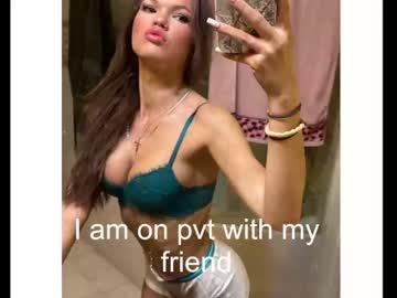 girl
        realjadebri cam image #3870798