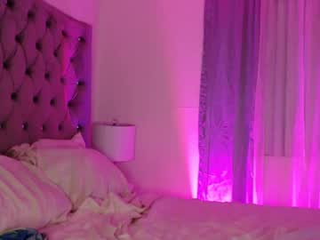 girl
        evajonez cam image #4461288