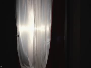 girl
        alejastorm cam image #1271890