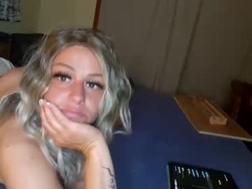 girl
        jennyhardnipsmith cam image #518300