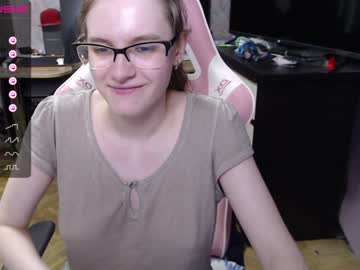 girl
        tomato_tease cam image #4055062