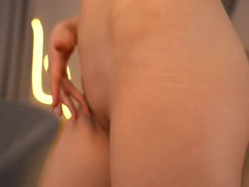 girl
        dietmountaindew_ cam image #6562654