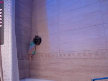 girl
        stripfromparadise cam image #1152654