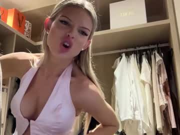 girl
        mishapalmer cam image #6818107