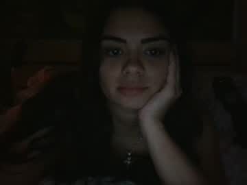girl
        mariavangel cam image #2569932