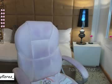 girl
        hailey_florez cam image #3337749