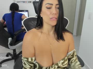 couple
        emillybrowm cam image #4513209