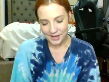 girl
        peachesrant cam image #2556471