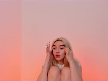 girl
        elizabeth__gray cam image #349509