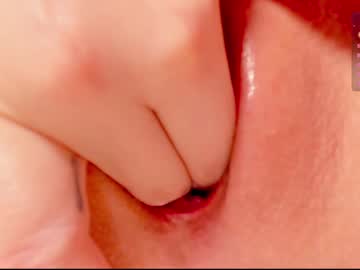 girl
        _witch__ cam image #6669042