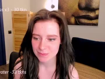 girl
        rosie_blush cam image #1123988