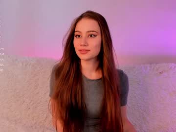 girl
        aliisonfox cam image #2221542