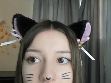 girl
        abigailkeira cam image #2917018