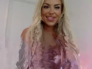 girl
        chloeraye cam image #2920078