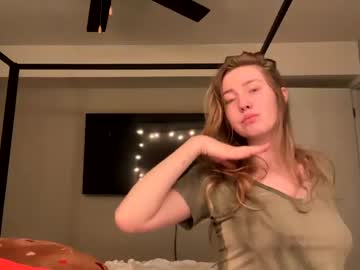 girl
        chloesorenson cam image #1716467