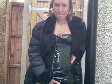 girl
        eatmypie69 cam image #5260684