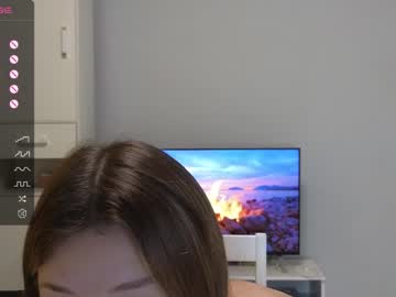 girl
        looveshow cam image #2431251