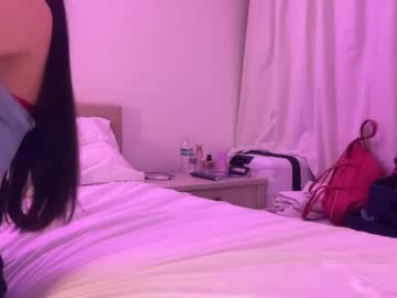 girl
        korinaxox cam image #6658245