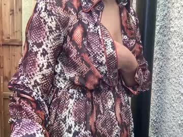 girl
        eatmypie69 cam image #5065890