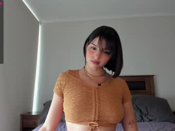 girl
        yourfreakygirl cam image #182752