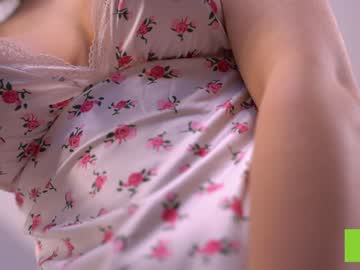 girl
        telladreamer_ cam image #6754617